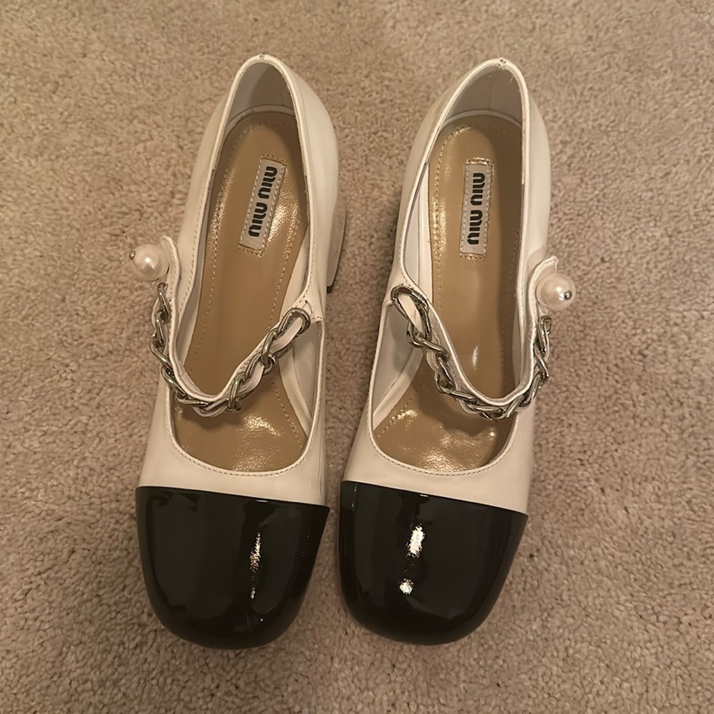 miumiu second shoe size 36